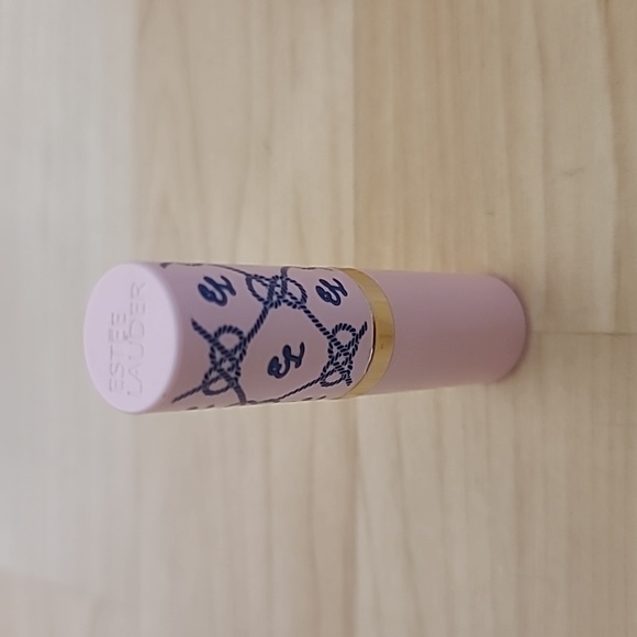 Estee Lauder Pure Color Limited EditionLipstick- Rose Goddess .12 oz/3.5 g - Picture 5 of 6